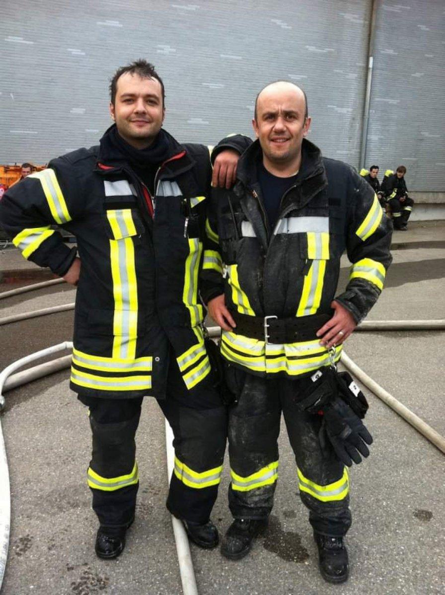 Gurbetçi itfaiyeci, Almanya’dan Antalya’ya gelerek gönüllü oldu