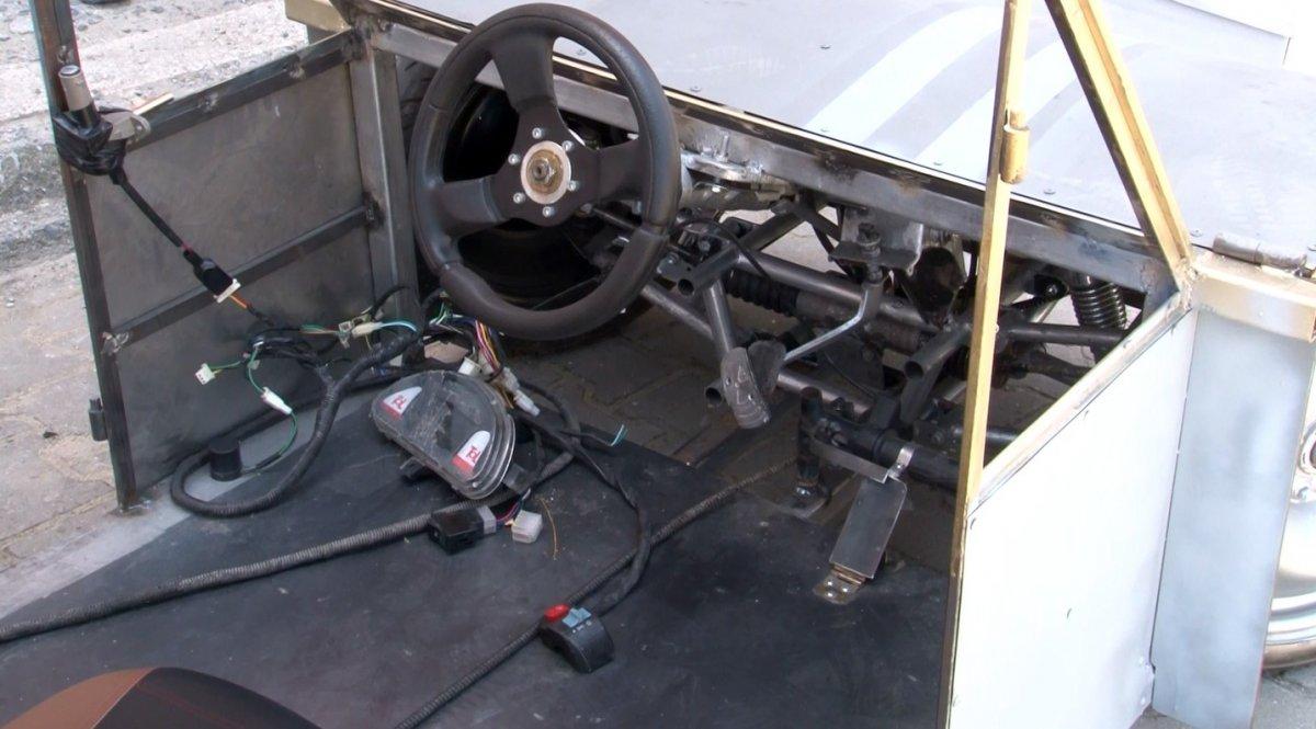 İstanbul'da liseli gençler araç tasarladı