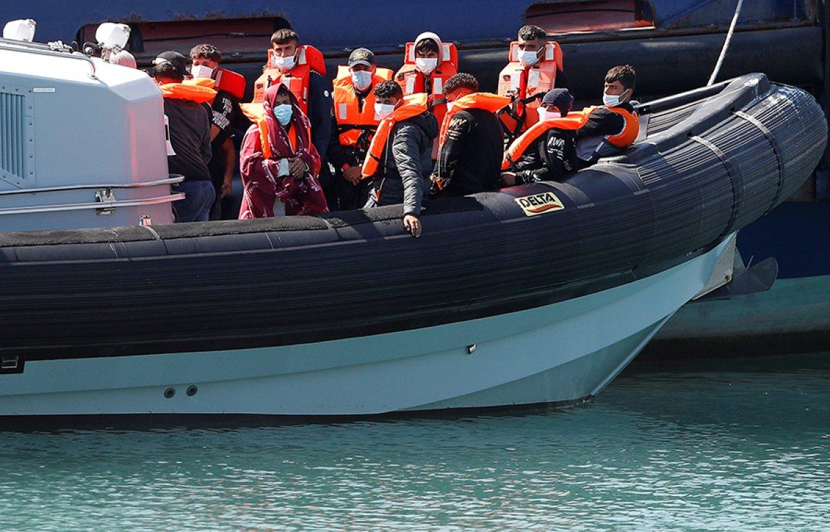 482 göçmen, Manş Denizi'ni geçti