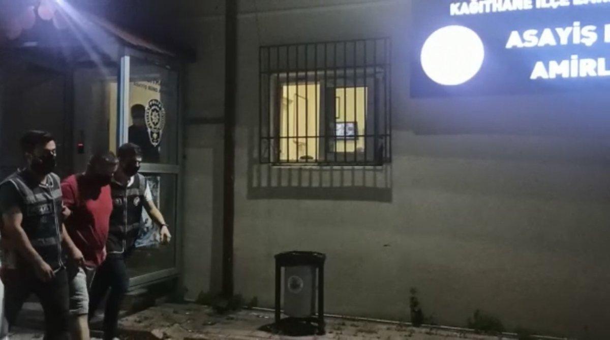 Kağıthane'de alıcı kılığına girip 130 bin TL'lik saati çaldılar