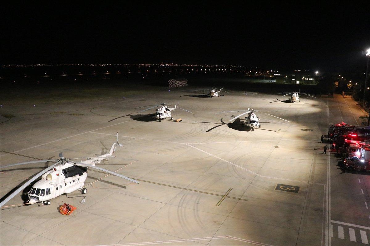 Ukrayna'dan gelen 5 helikopter, yangına gece müdahalesi için hazırlanıyor