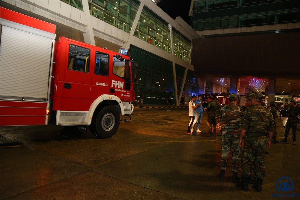 Azerbaycan destek için ilave ekipler gönderiyor