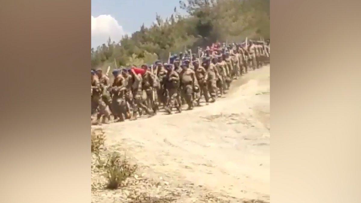 Hatay'da yangını söndüren Mehmetçik, birliğine geri döndü