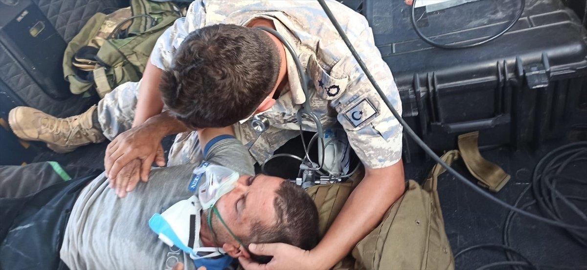 Milas'taki yangında mahsur kalan kişi helikopterle kurtarıldı