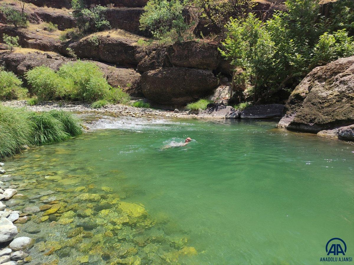 Batman terörden temizlendi, Zore Vadisi ziyaretçilerin akınına uğruyor