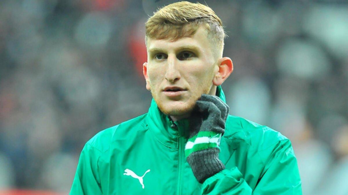 Burak Kapacak, Fenerbahçe ile anlaştı