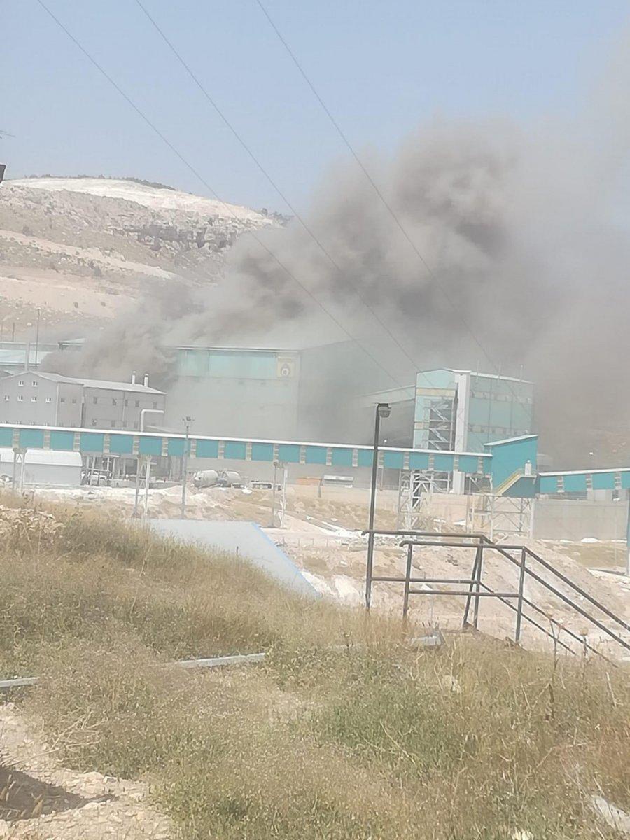 Eskişehir'de bor madeni tesislerinde trafo patladı