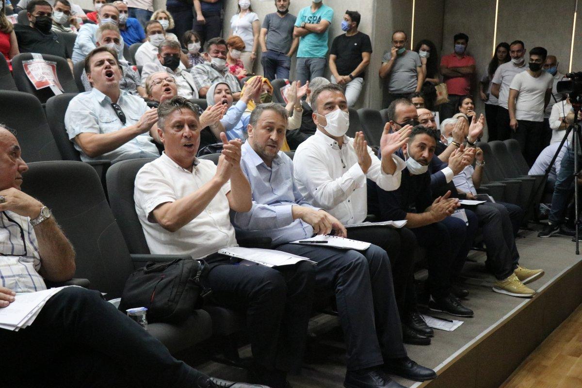 Bolu’da yabancılara 10 kat zamlı su mecliste oylanamadı