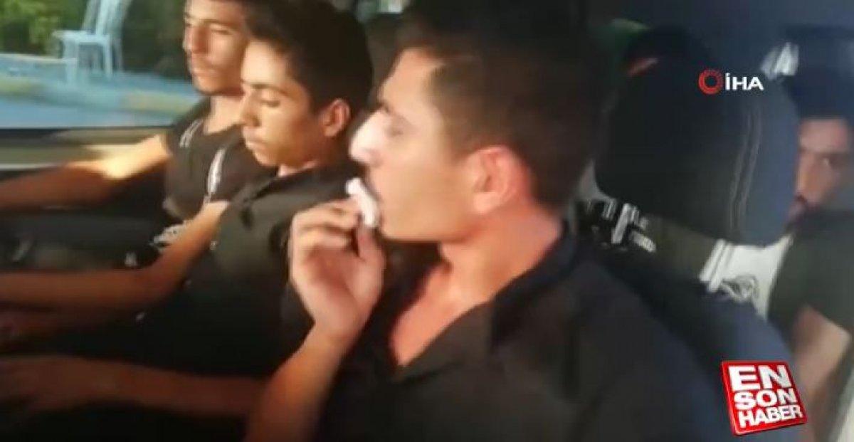 Osmaniye’de 5 kişilik araçtan 9 mülteci çıktı