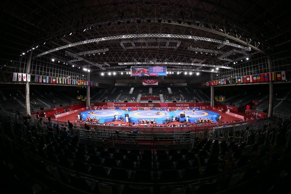 Taha Akgül, bronz madalya için güreşecek