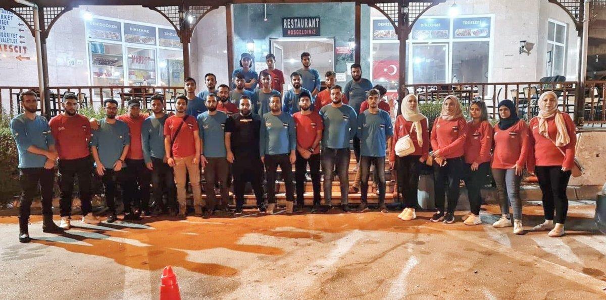 Suriyeliler, yangınlarla mücadele için Türkiye'ye geldi