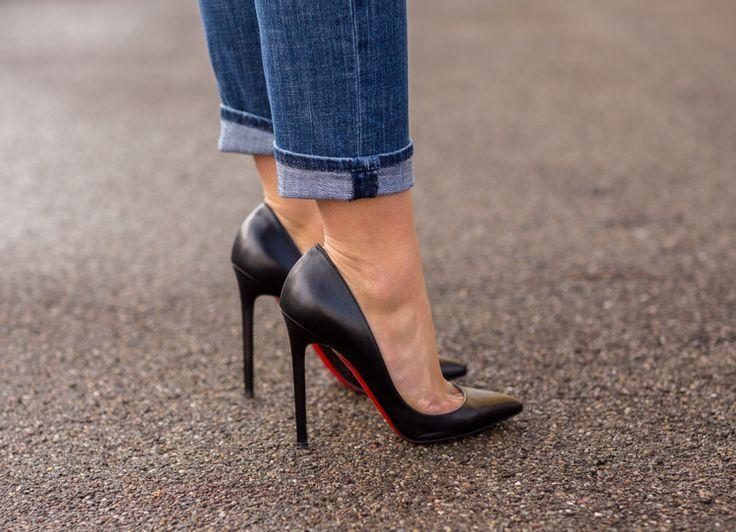 Bacaklarınızı olduğundan ince gösterecek ayakkabılar