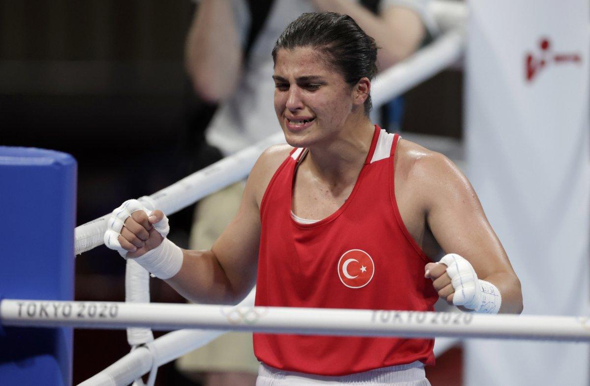 Busenaz Sürmeneli altın madalya kazandı