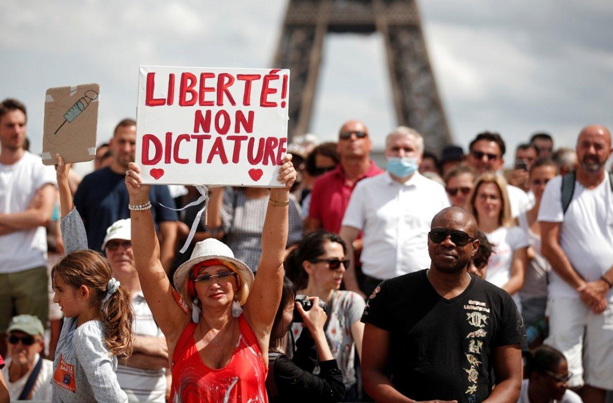 Fransa'da aşı yaptıranların sayısı yükseliyor