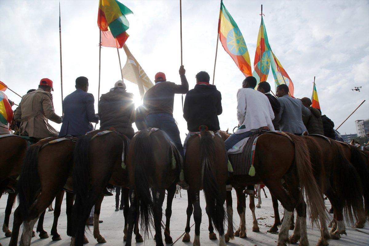 Etiyopya'daki gösterilerde Cumhurbaşkanı Erdoğan ile Vladimir Putin posteri açıldı