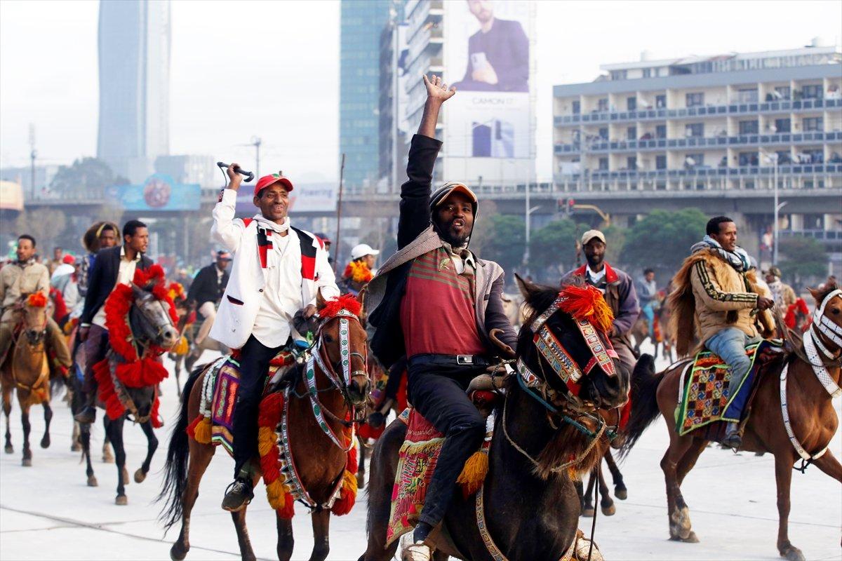 Etiyopya'daki gösterilerde Cumhurbaşkanı Erdoğan ile Vladimir Putin posteri açıldı