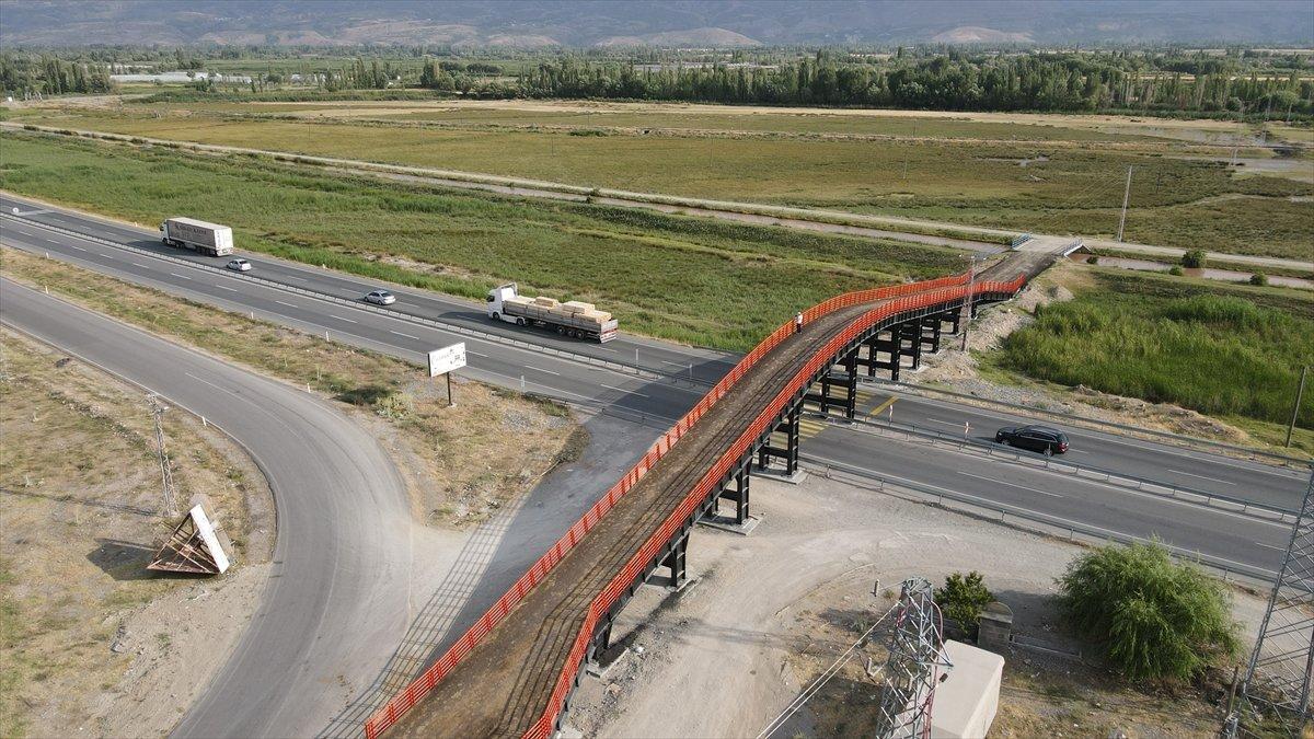 Erzincan'da Ekolojik Üst Geçit, güvenli geçiş rotası oldu