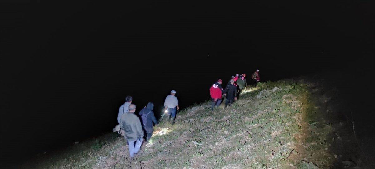 Rize'de yaylada mahsur kalan 4 kişi kurtarıldı