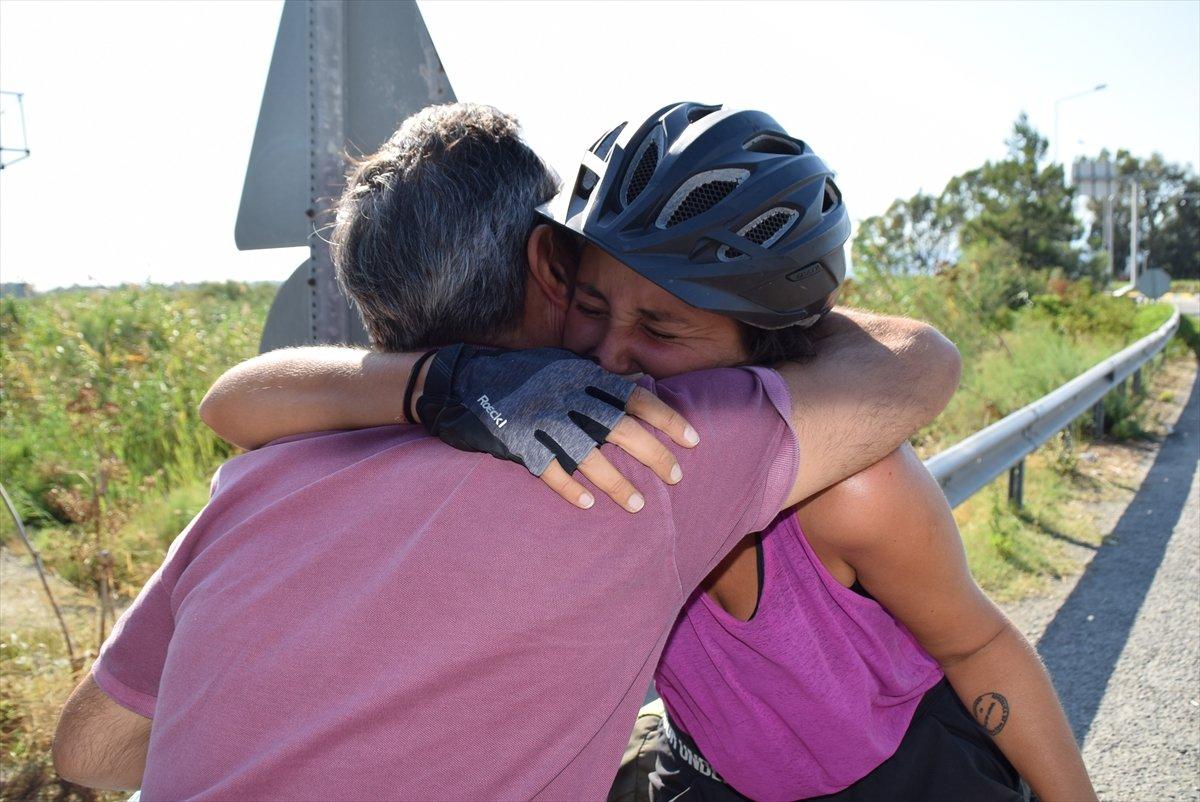 Avusturya’dan bisikletle yola çıkan 3 kadın, bir ayda Türkiye'ye ulaştı