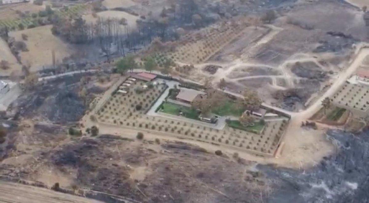 Manavgat'taki yangın Belediye Başkanı Şükrü Sözen'in evini pas geçti