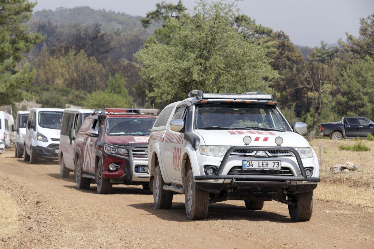 Yangınlara su taşıyan İHH, şimdi de yaraları saracak