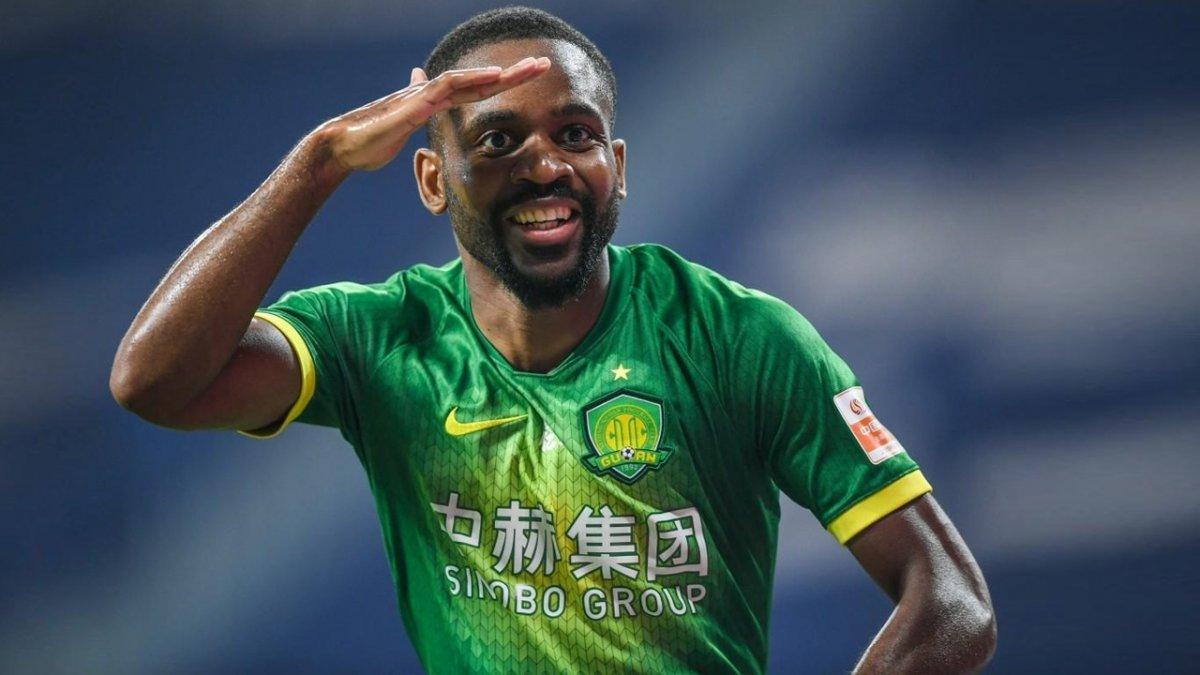 Fenerbahçe'de son hedef Cedric Bakambu