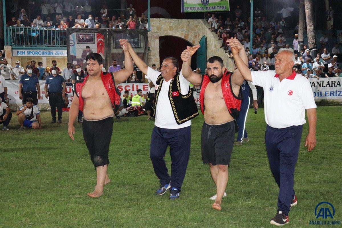 Aba Güreşi Türkiye Şampiyonası'nı Barış Güngör kazandı