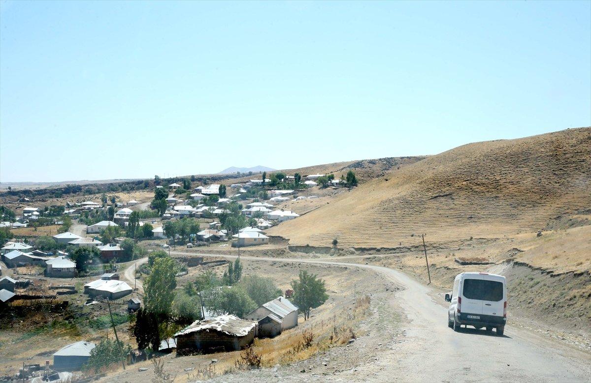 Muş'ta aşı timleri, en ücra köylere aşı ulaştırıyor