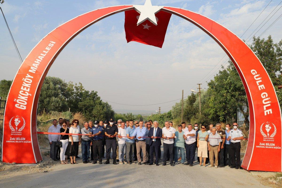 CHP'li Saruhan Belediyesi'nden heykel açılışı