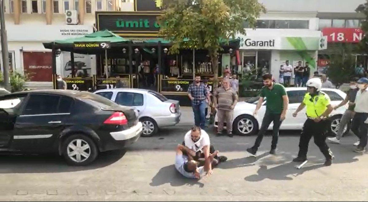 Gaziantep’te yol verme kavgası