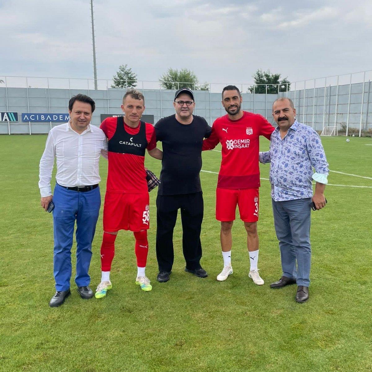 Şafak Sezer'den Sivasspor idmanını ziyaret