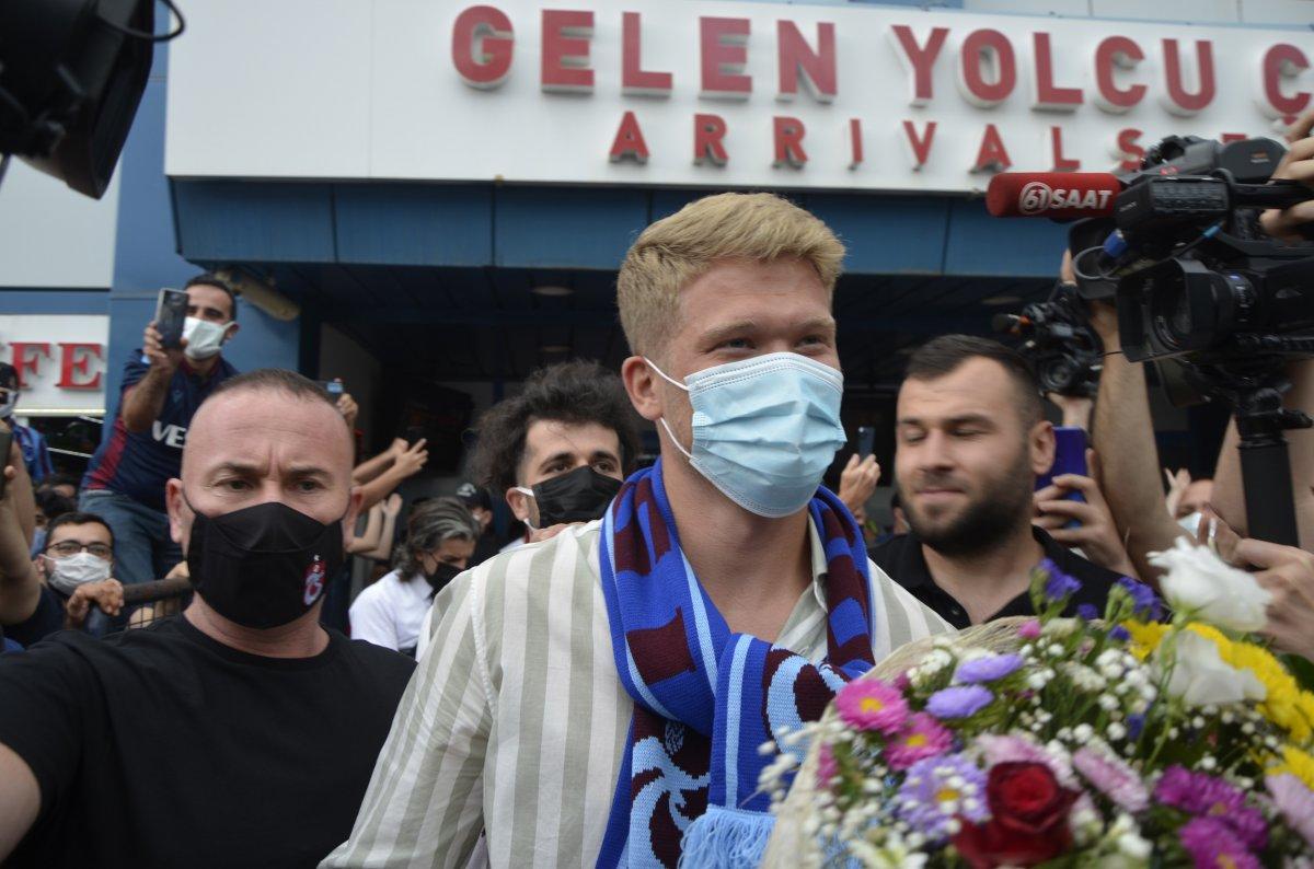 Trabzonspor, Cornelius'u açıkladı