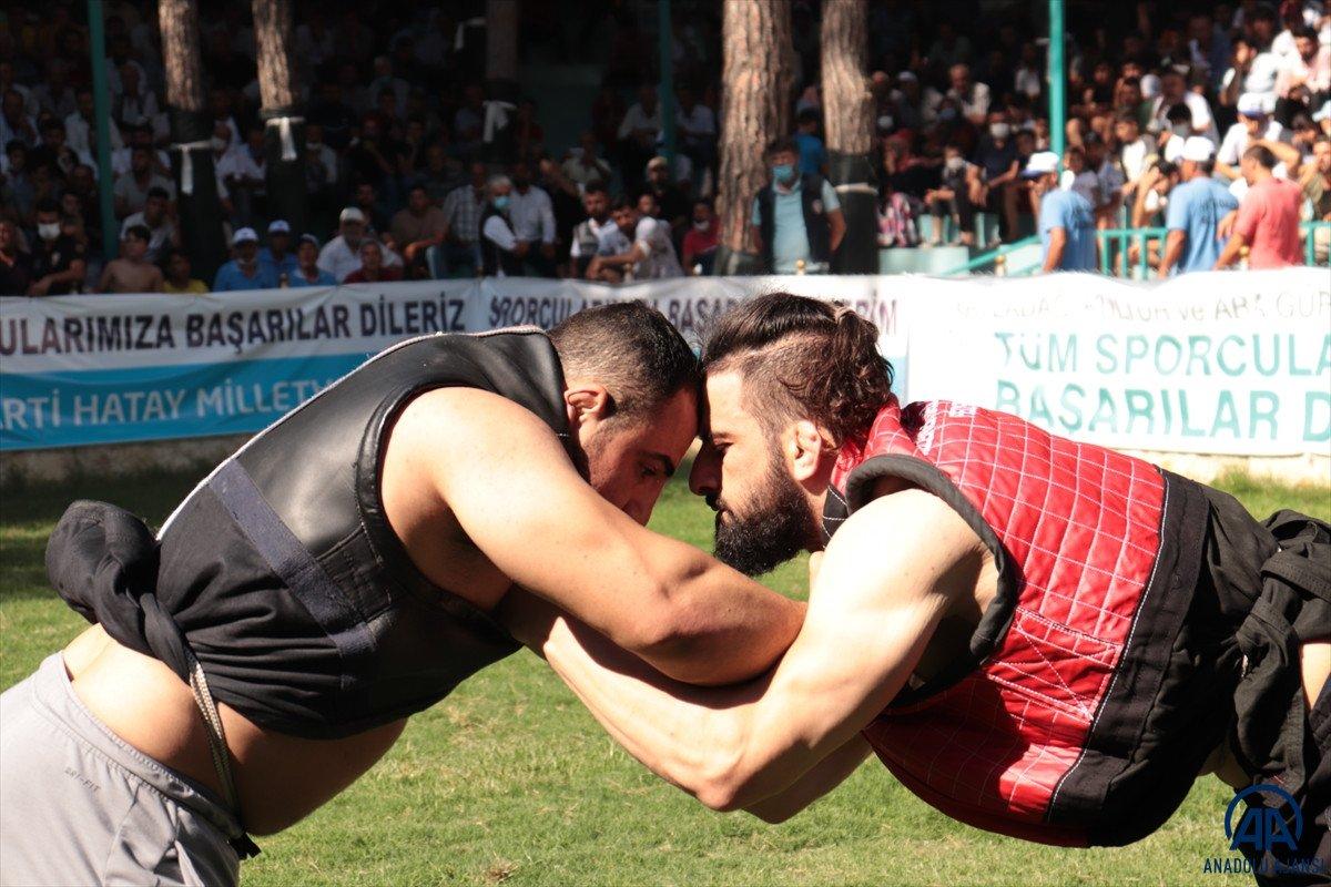 Aba Güreşi Türkiye Şampiyonası'nı Barış Güngör kazandı