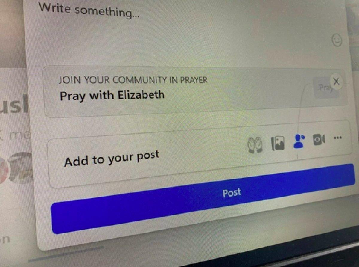 Facebook'a dua etme butonu eklendi
