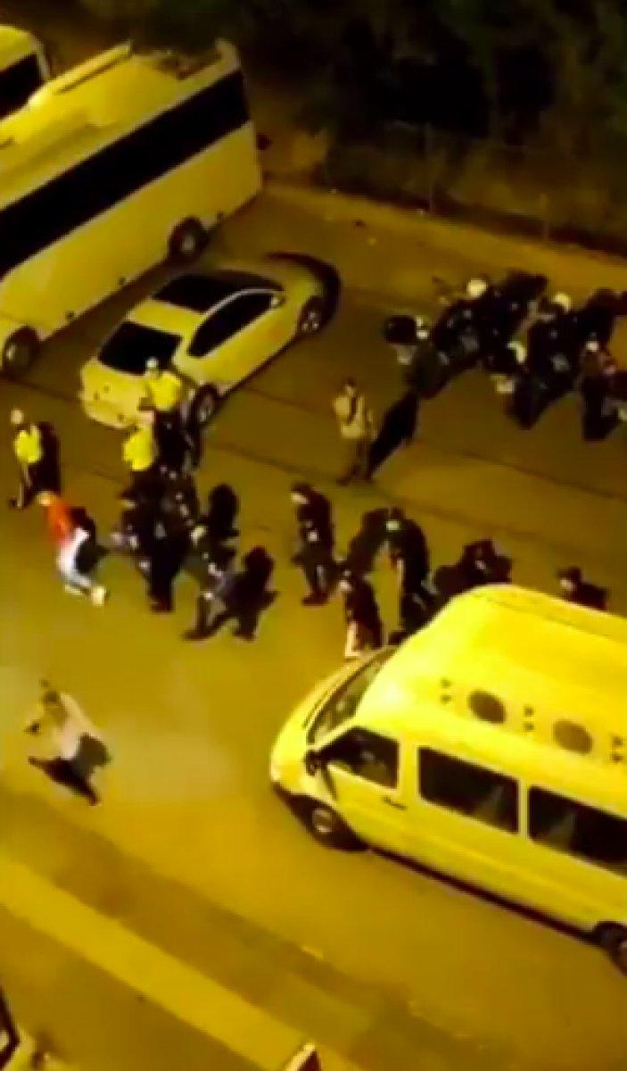 Ankara'da Suriyelilerin dükkanlarına saldırdılar