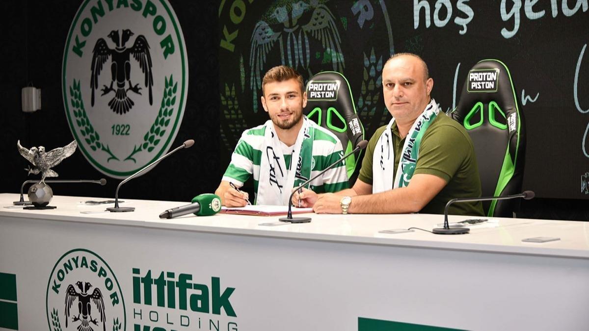 Nafican Yardımcı, Konyaspor'a transfer oldu
