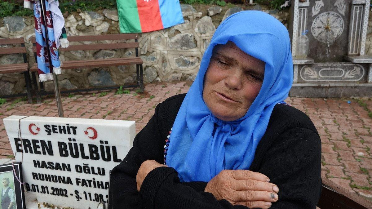 Eren Bülbül’ü oynayan oyuncu, anne Ayşe Bülbül’ü duygulandırdı