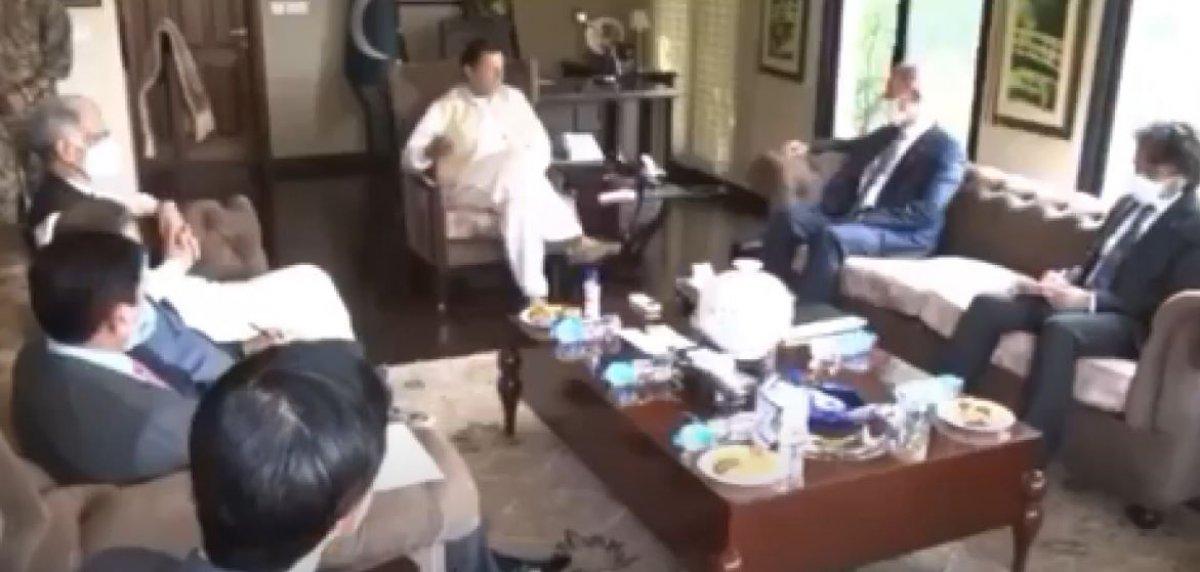 Hulusi Akar, İmran Han ile görüştü