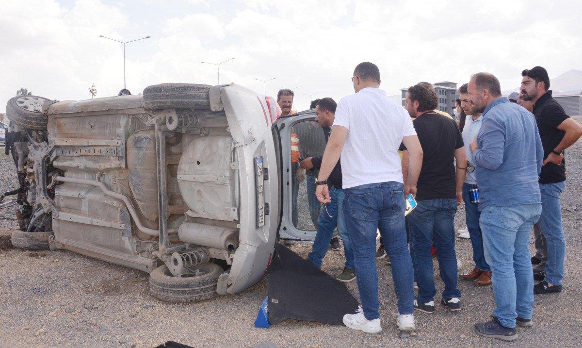 Erzurum’da sürücü adayı kaza yaptı