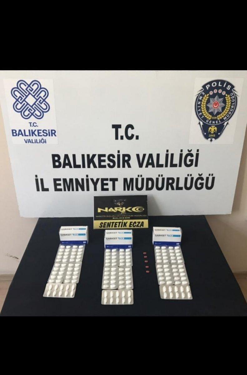 Balıkesir'de polis ve jandarmadan 61 şahsa gözaltı