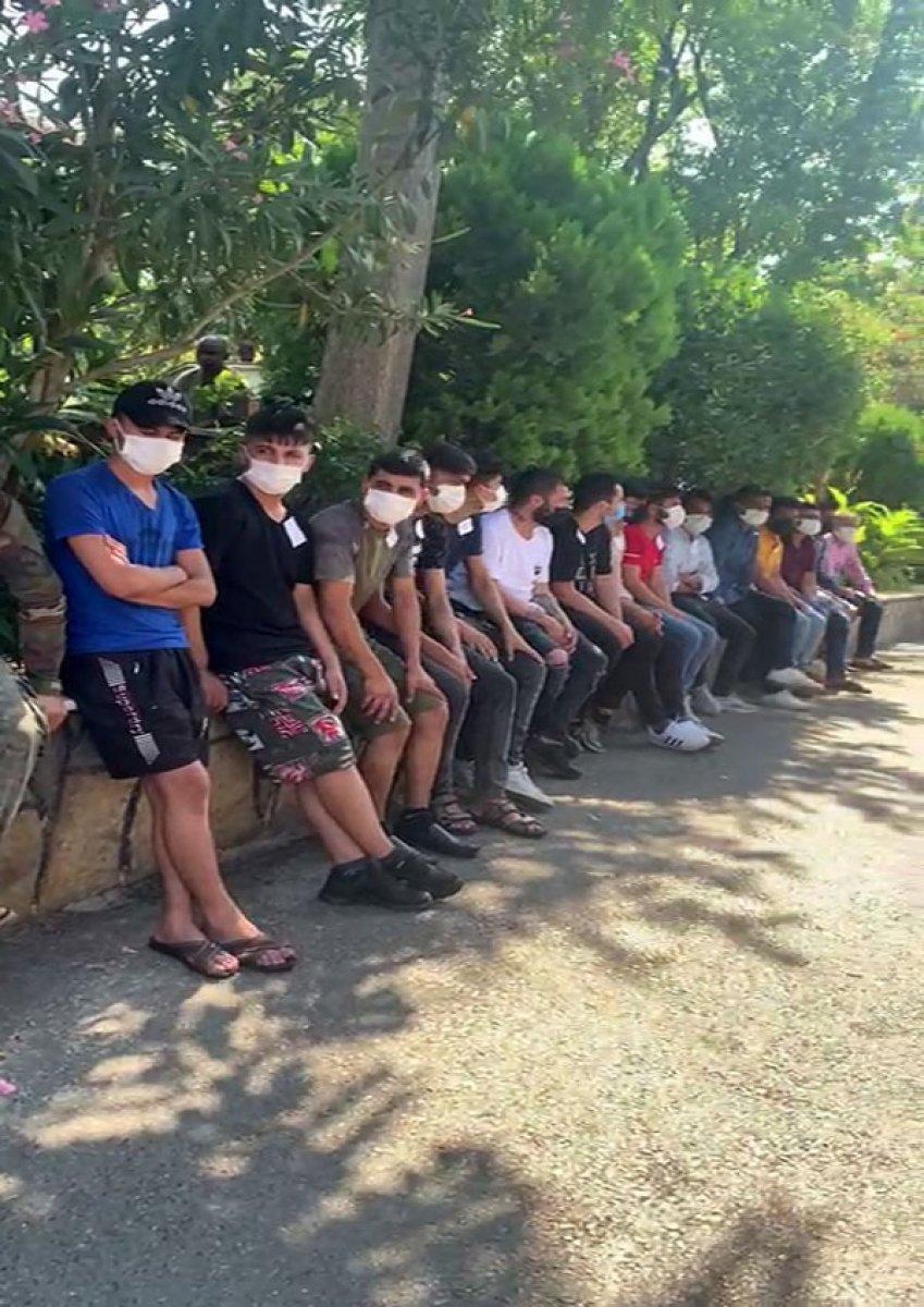 Beyoğlu’nda kaçak göçmen operasyonu