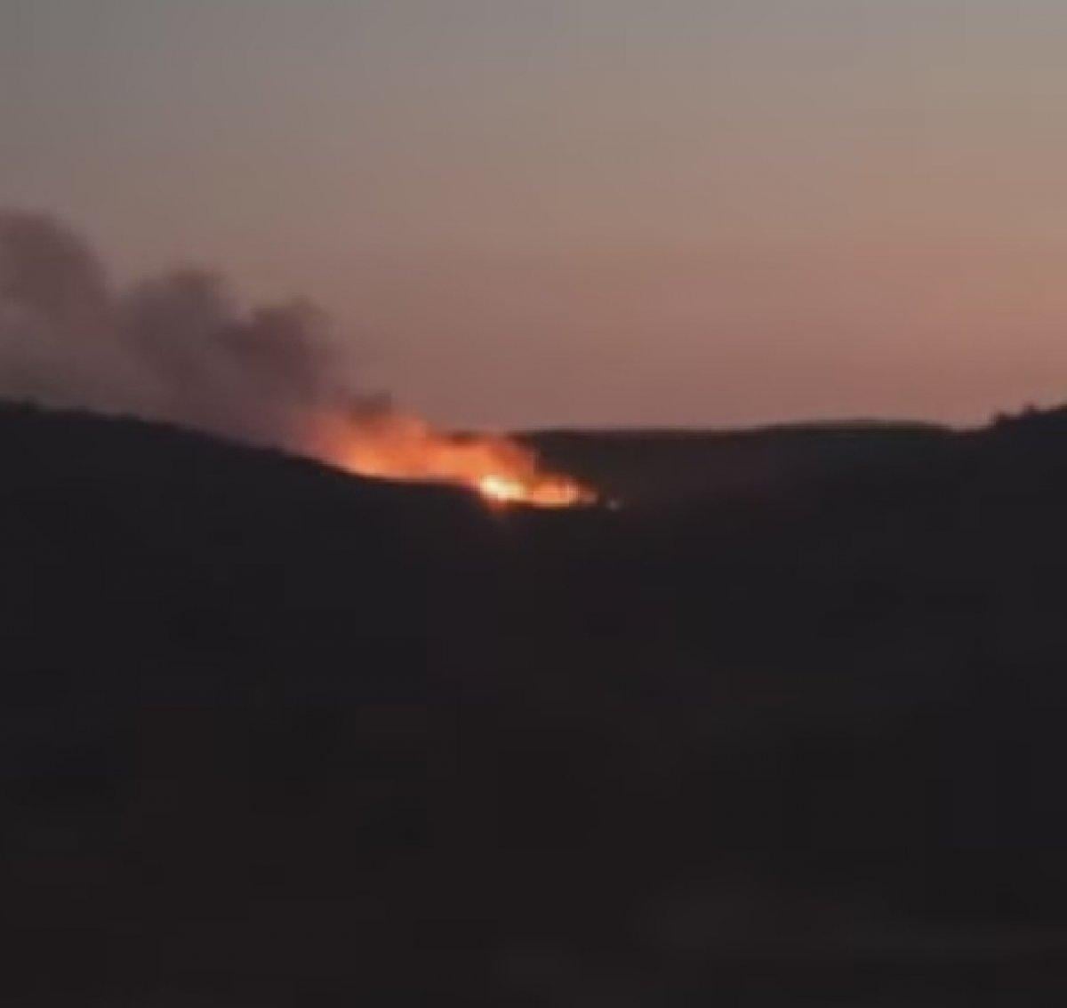 Çeşme'de çıkan yangın kontrol altına alındı