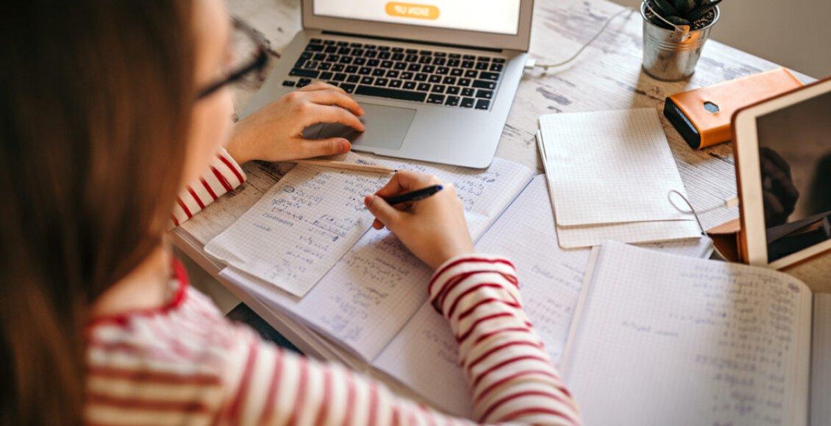 Artıları ve eksileriyle: Mezuna kalmak mı, kalmamak mı?