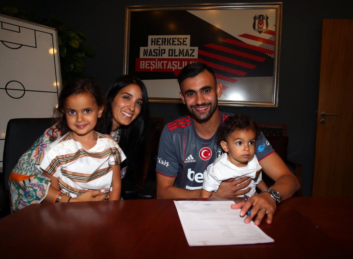 Beşiktaş, Rachid Ghezzal'ı duyurdu