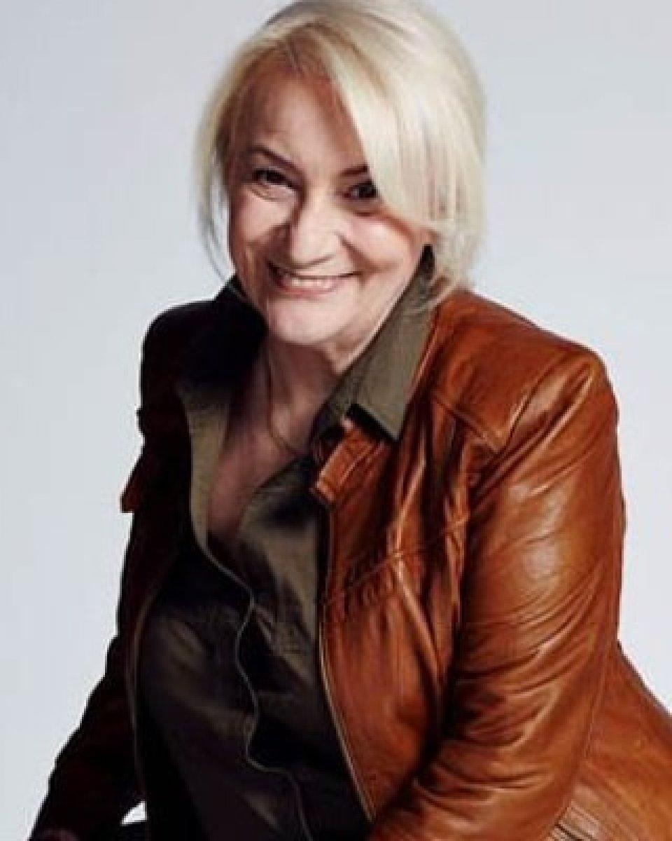 Sabina Toziya'ya rol arkadaşlarından veda