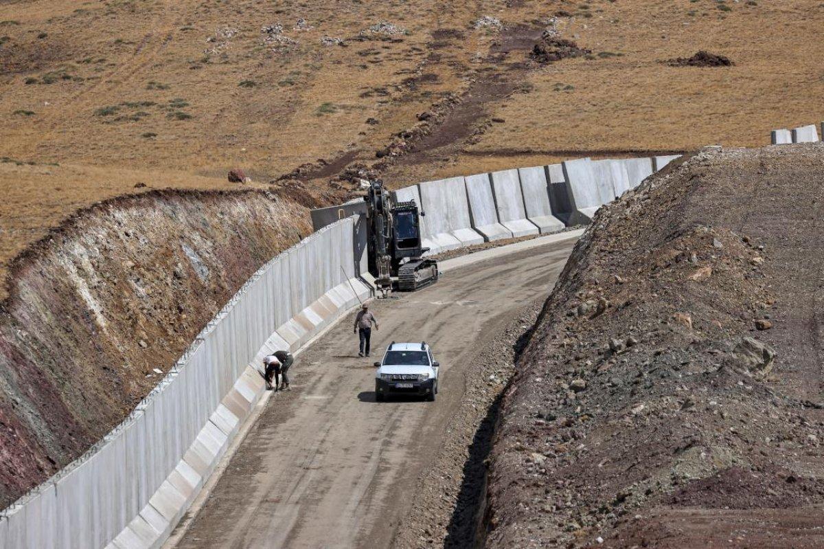 Van'ın İran sınırında 69 bin 156 göçmenin kaçak geçişi engellendi