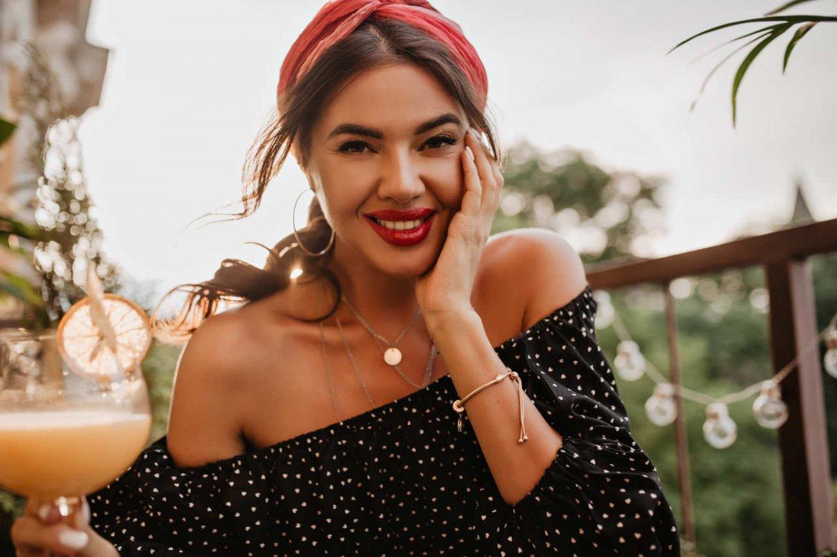 Bu sezon çok moda! İşte en tarz bandana bağlama şekilleri