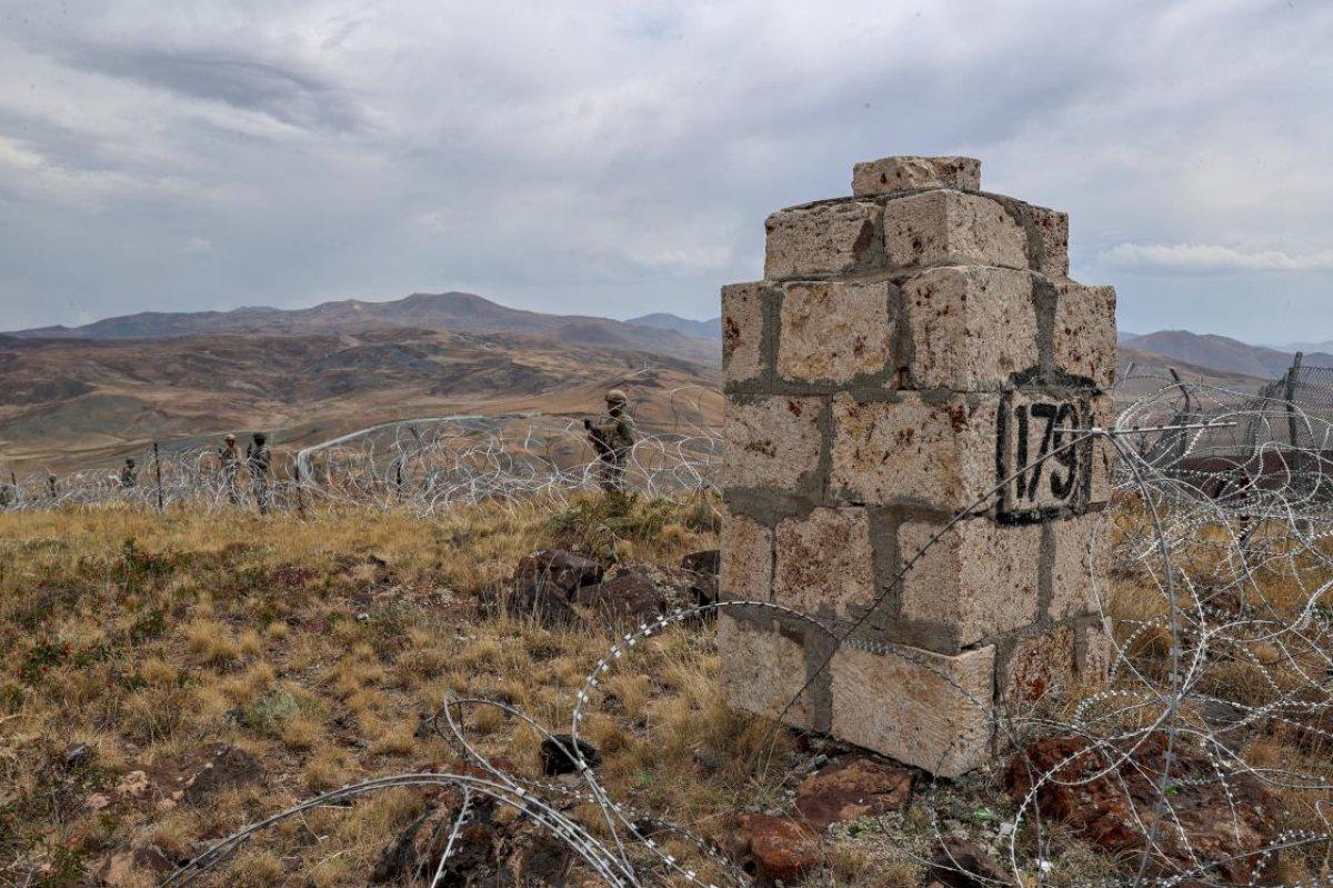 Van'ın İran sınırında 69 bin 156 göçmenin kaçak geçişi engellendi