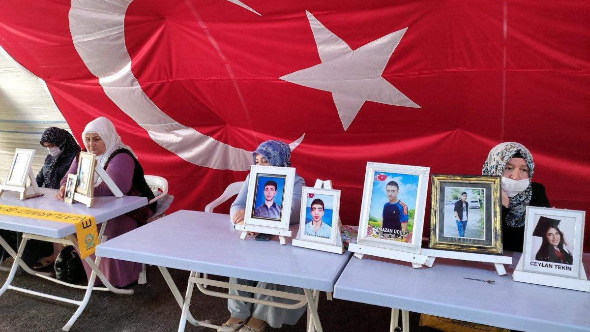 Evlat nöbetindeki baba oğluna seslendi: Türk askerine teslim ol