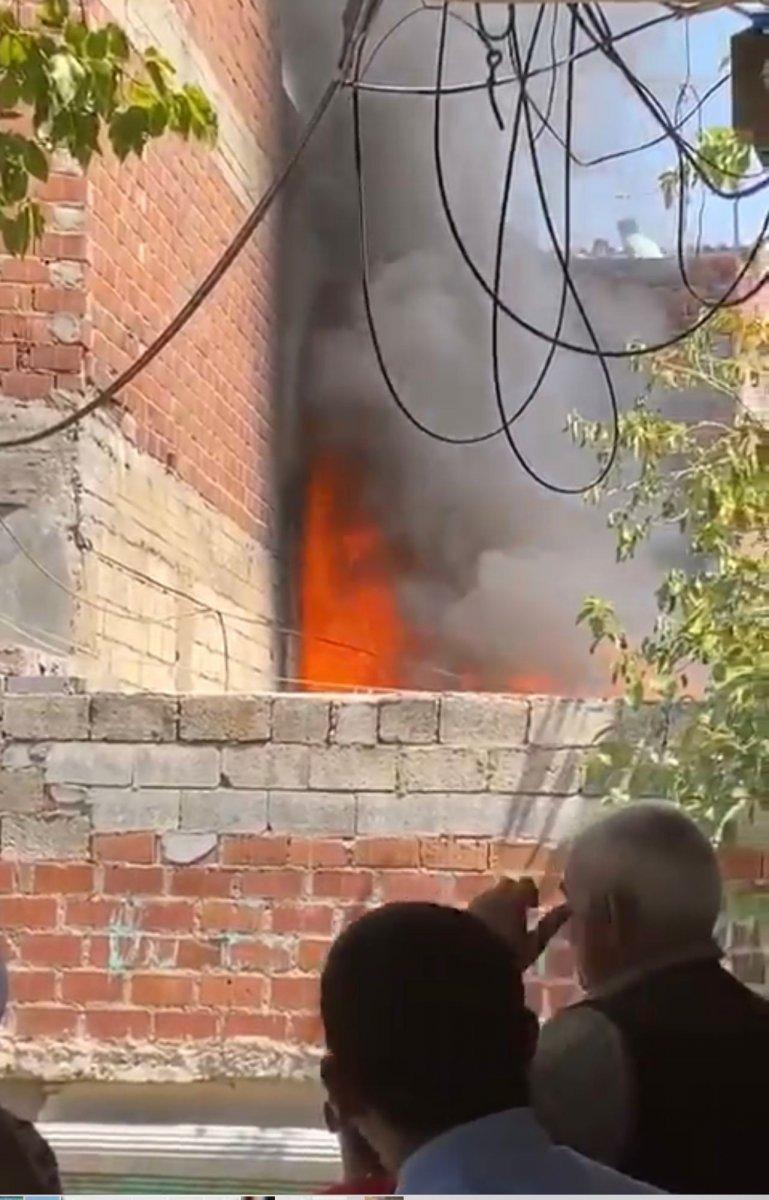 Şanlıurfa'da yufka açarken evi yaktı